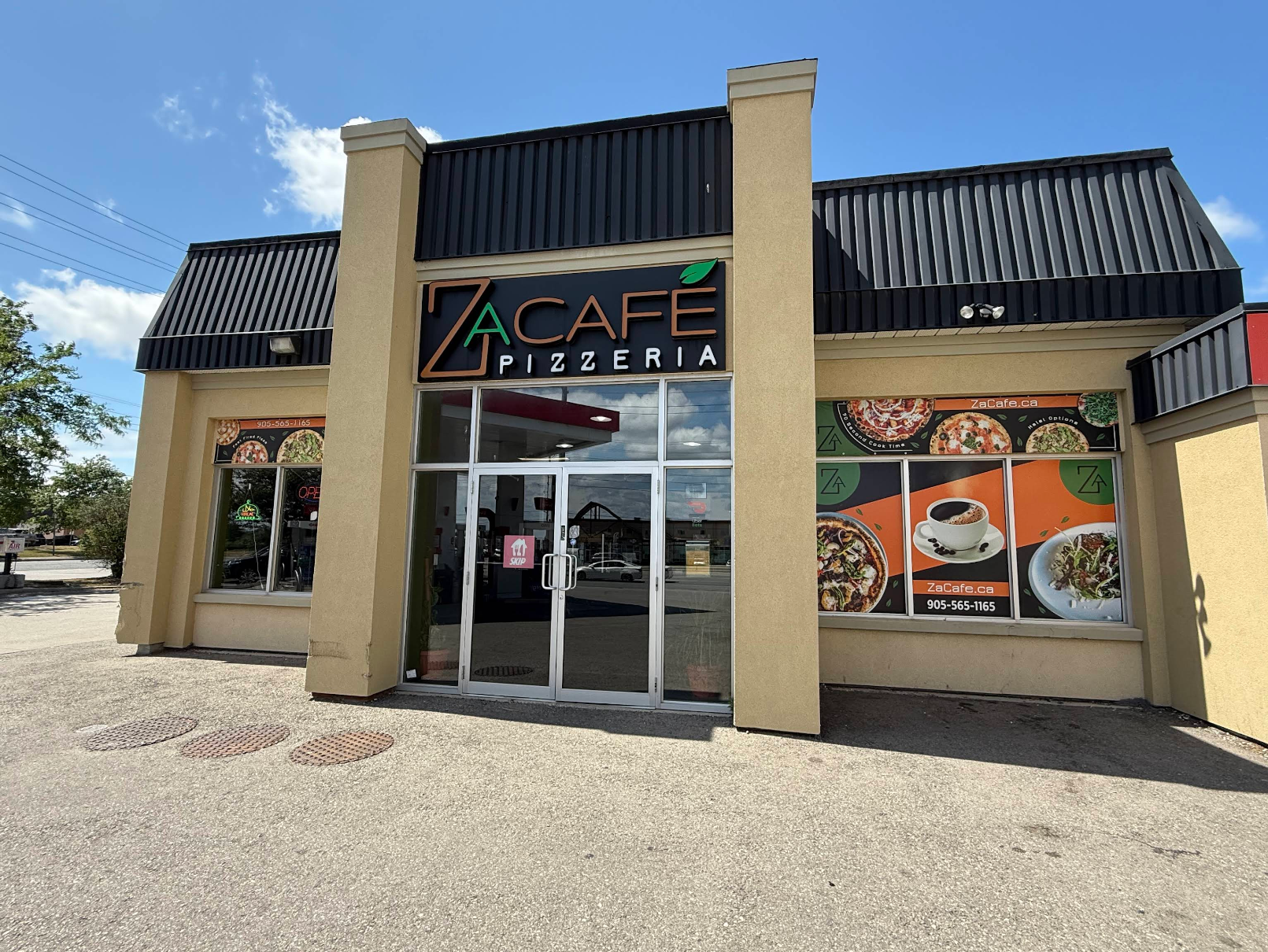 Za Cafe Pizzeria Entrance